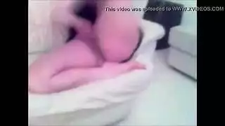 لبنانية مذهلة بثديين ضخمين ترقص وتغري في فيلم إباحي صريح