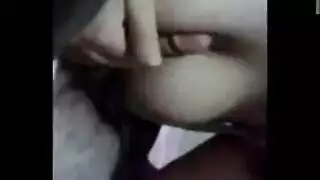 جماع عربي عاري: زوجة مغرورة تأخذه بوضعية الكلب