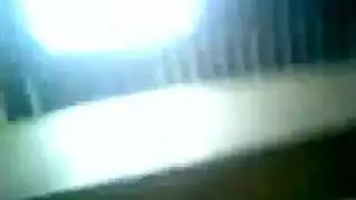 سكس مصري عنيف: مراهق يحبس جارته في كوخ مهجور لممارسة جنس خشن