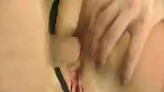 جنس كلبي لميلف ألمانية منحنية ذات مؤخرة كبيرة
