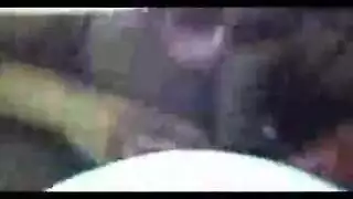 ميلف ناضجة تعلم ابنها دروس إكس إكس إكس صريحة