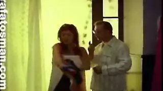 تشليح لابس وسحب عتخت وبوس الصدر