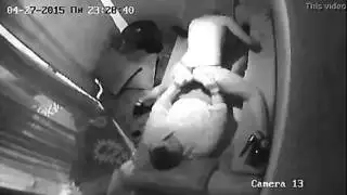 سكس تجسسي في نادي تعري بنات روسيات يتم تناكهن أمام الكاميرا