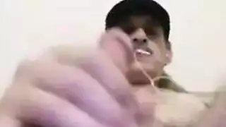 إغتصاب ثلاثة فتيات على فتاة