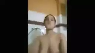 رانيا العاهرة الجامحة تطلق رغباتها في فيلم بورن صعب