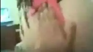 لبنانية مع عشيقها في مجمع سياحي