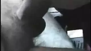 الفحل الإيطالي يضرب فرج الخادمة الفرنسية المشدود