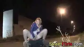 مواقعة مجانية وتدليك على الصدر من نجمة واقع ألمانية كبيرة الثدي