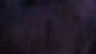 تدليك استرخائي للشقراء يتحول إلى خيال جنس جماعي